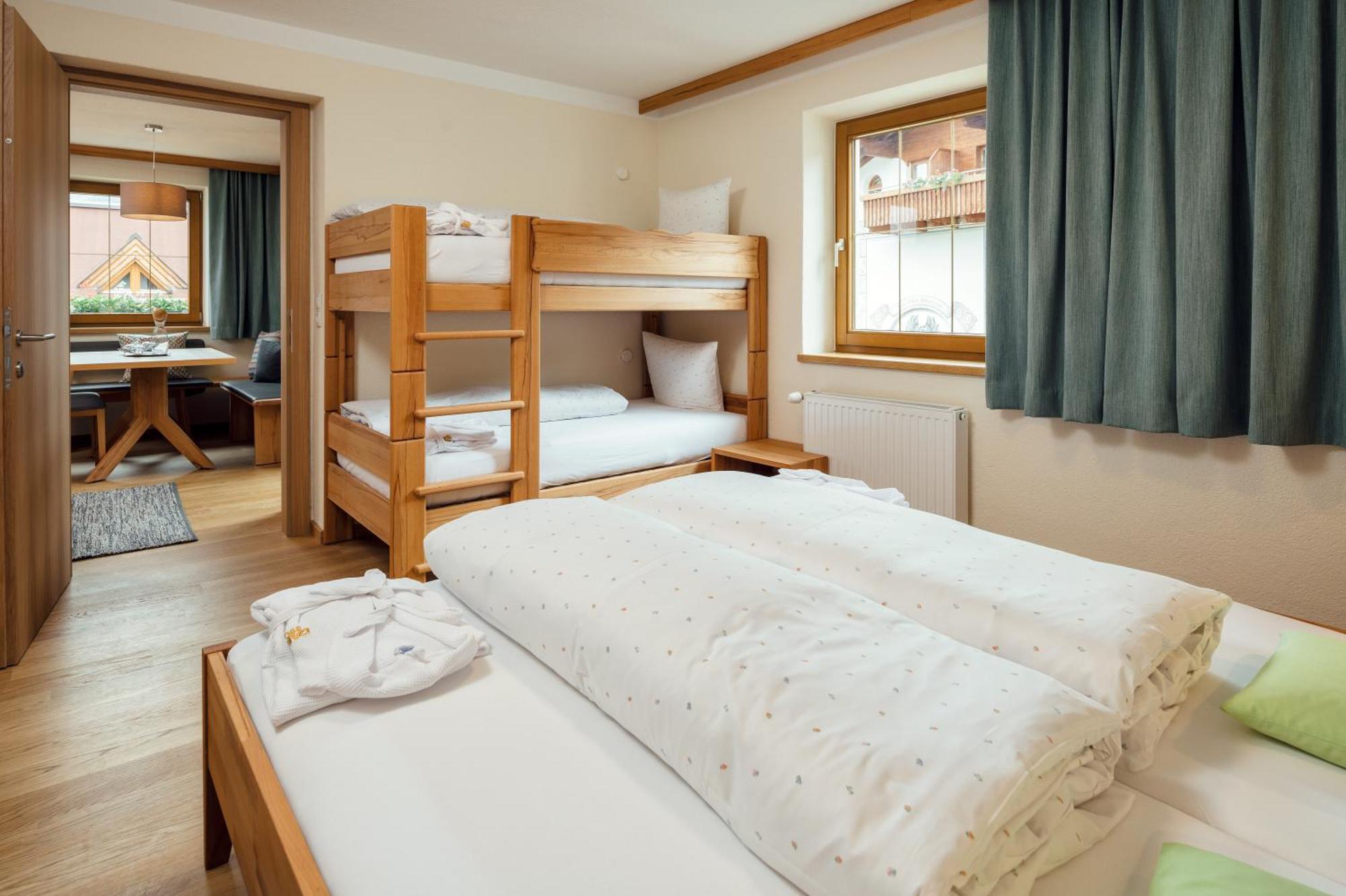 Naturhotel Feriengut Darrehof Serfaus Habitación foto